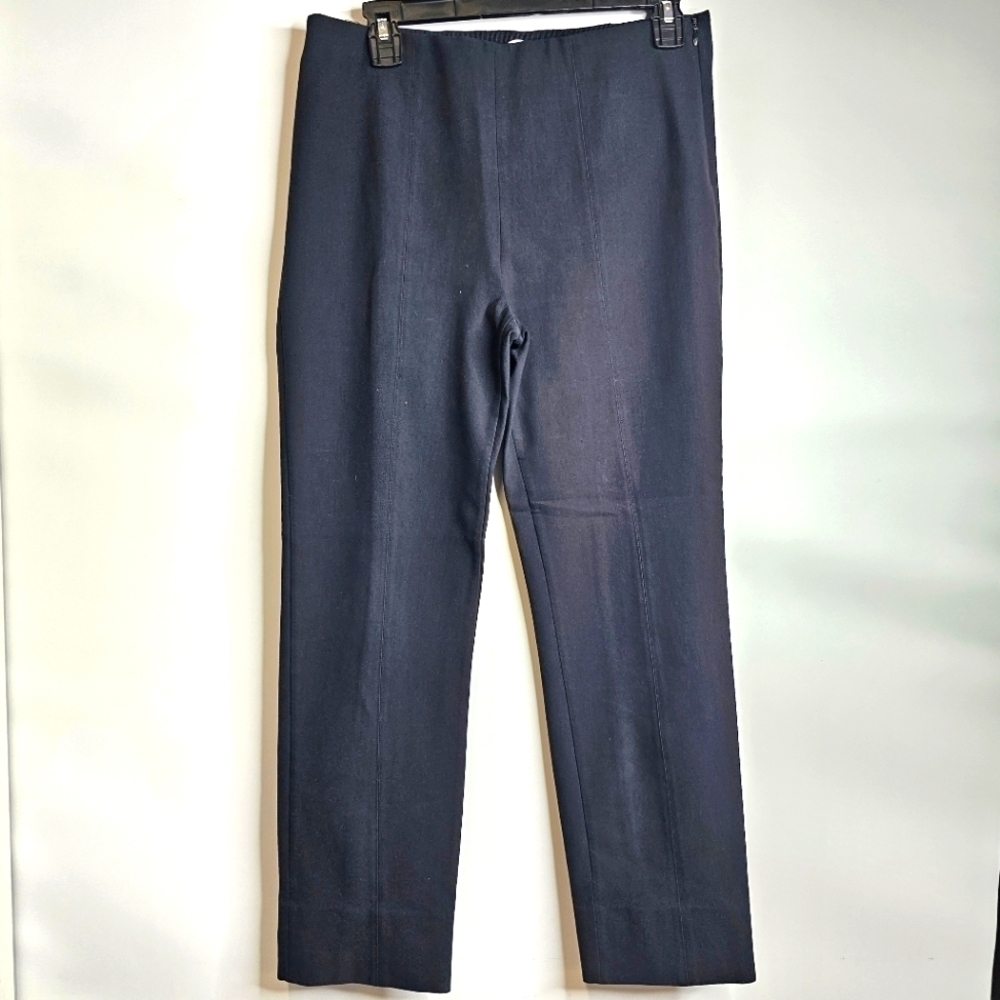 Vince. Women's Sz M Black Center Seam Ankle Back Split Side Zipper